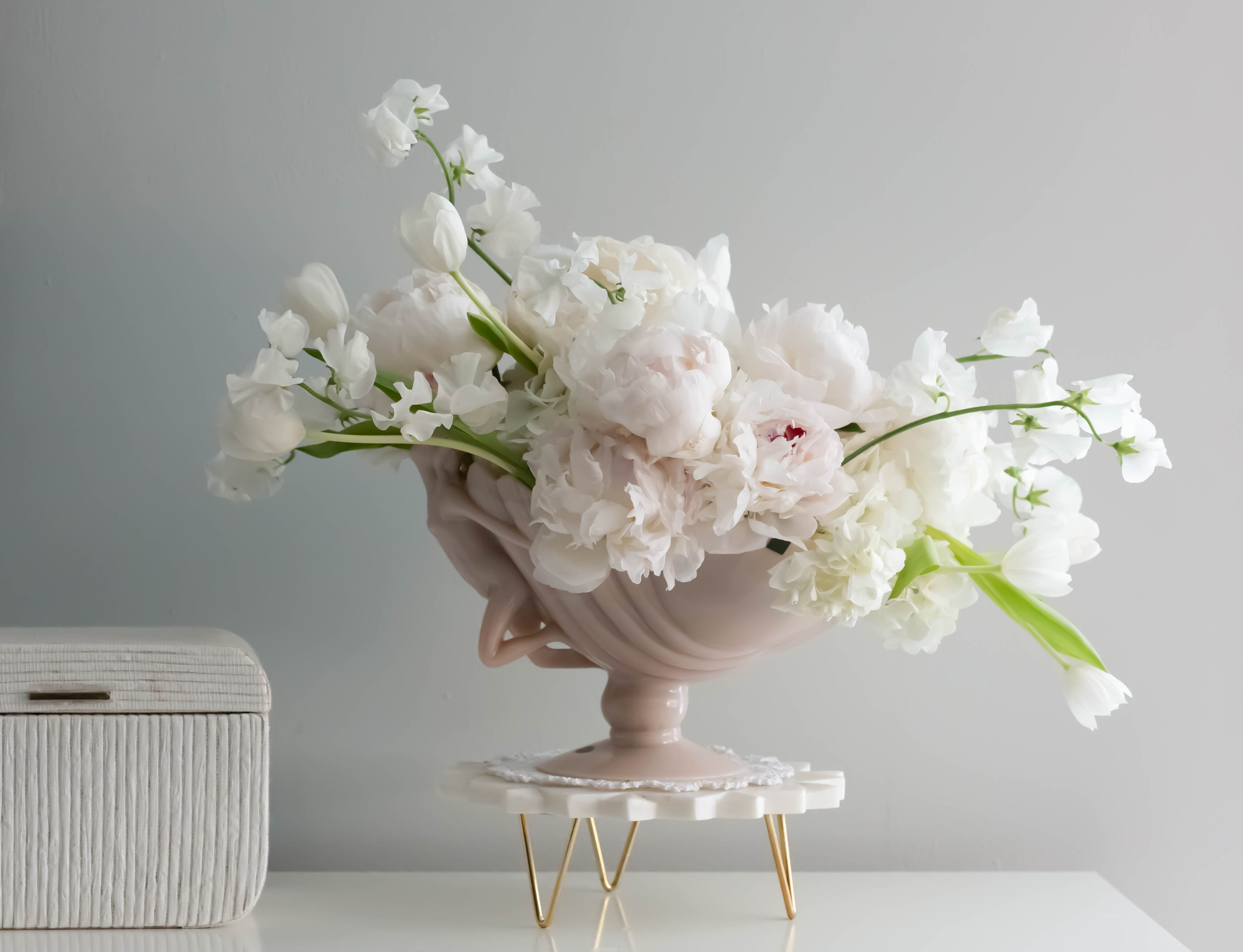 How to Make Grocery Store Flowers Look Like Absolute Art 🕊️🌸